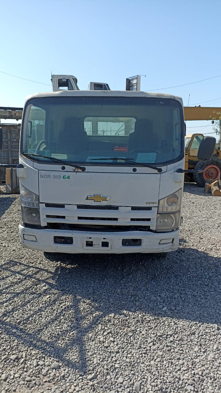 Riel inyección Chevrolet NQR  USADO